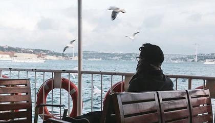 摩洛哥队在巴黎奥运会男足比赛中展现出高效的传球配合，摩洛哥足球队主力