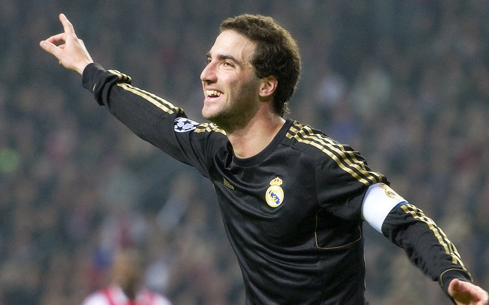 山东泰山球员转会动态，山东泰山球员转会西甲